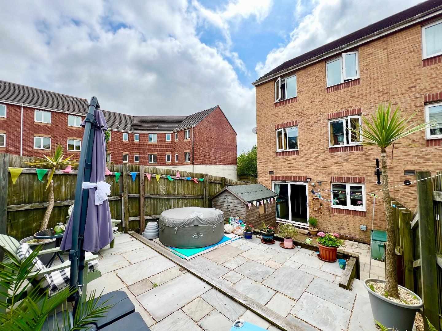 Longacres, Brackla, Bridgend County Borough, CF31 2DE